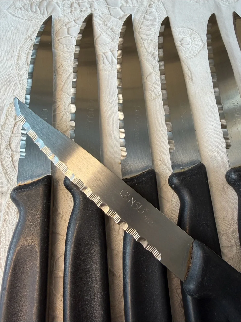 Ginsu 2000 serated knife set